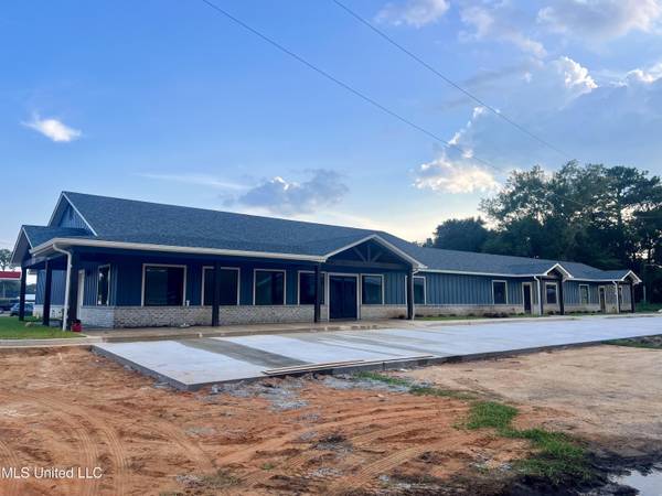 727 Winter St Street #A, Lucedale, MS 39452