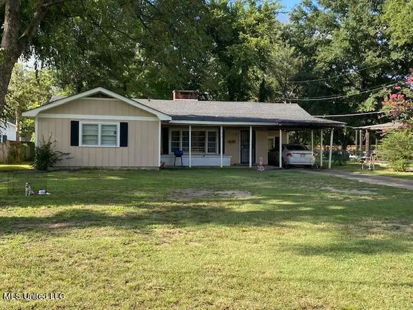 915 Carr Avenue, Clarksdale, MS 38614