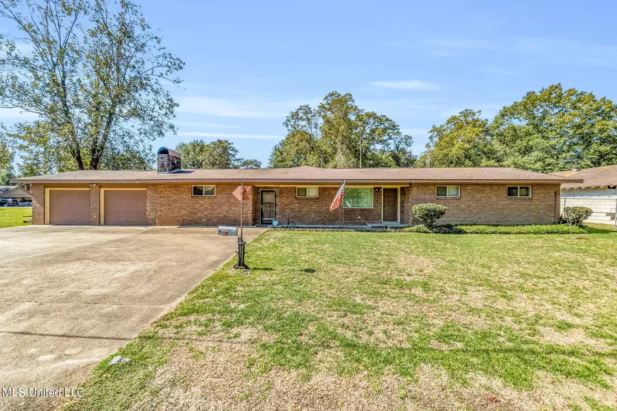 406 N 18th Avenue, Hattiesburg, MS 39401