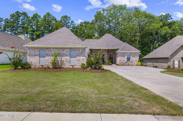 435 Crossvine Place, Madison, MS 39110