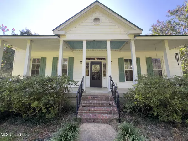 191 N Red Banks Road, Red Banks, MS 38661