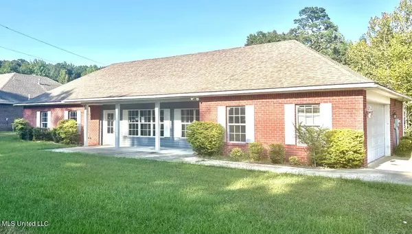 Greenwood, MS 38930,362 Co Rd 370