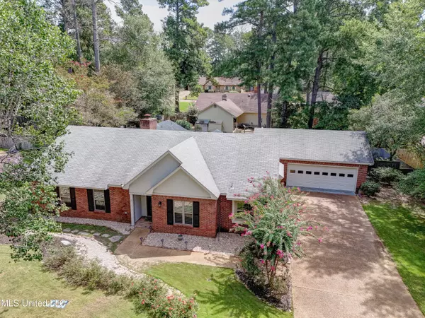 Clinton, MS 39056,110 Countrywood Circle