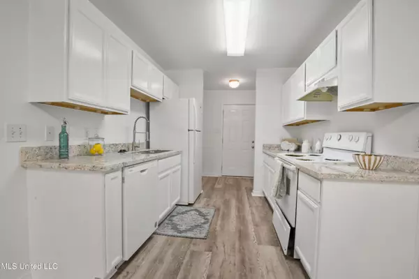 D'iberville, MS 39540,17292 Avondale Circle