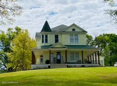 301 Magnolia Street, Vaiden, MS 39176