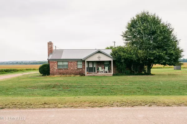 13900 Eagle Bend Road, Yazoo City, MS 39194