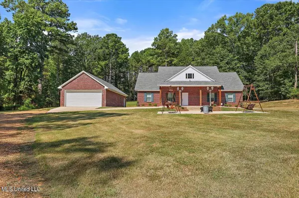 587 Clinton-Tinnin Road, Clinton, MS 39056