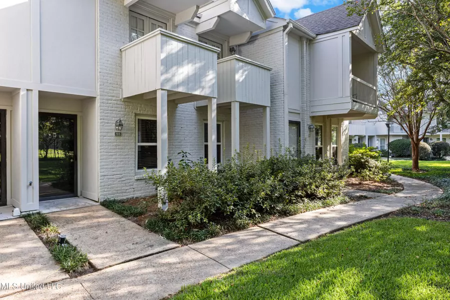 550 Post Road #205, Ridgeland, MS 39157