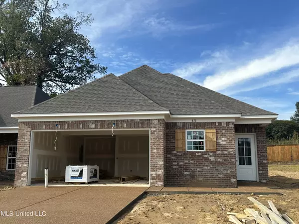 436 Flower Garden Drive, Southaven, MS 38671