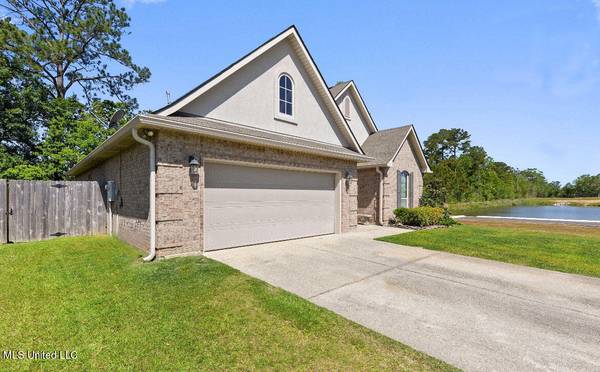 15237 Clemson Avenue, Gulfport, MS 39503