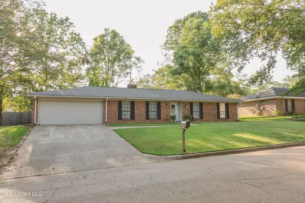 Brandon, MS 39042,119 Long Meadow Road