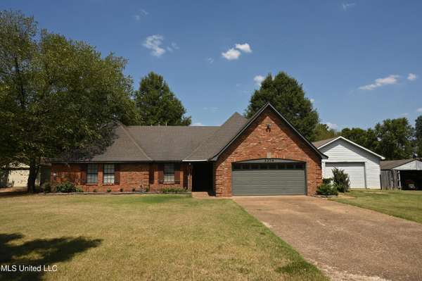 3374 Oak Leaf Drive, Olive Branch, MS 38654