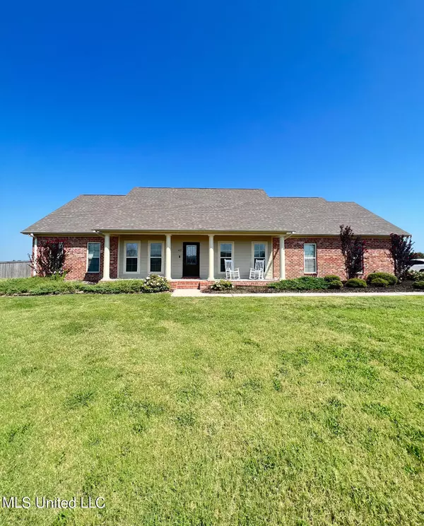 45 Caroline Cove, Cleveland, MS 38732