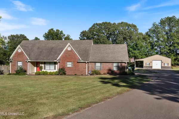 Senatobia, MS 38668,447 Shaker Drive
