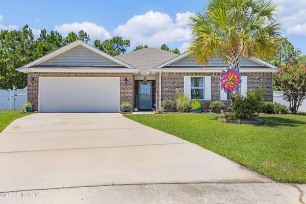 430 W Petunia Drive, Long Beach, MS 39560