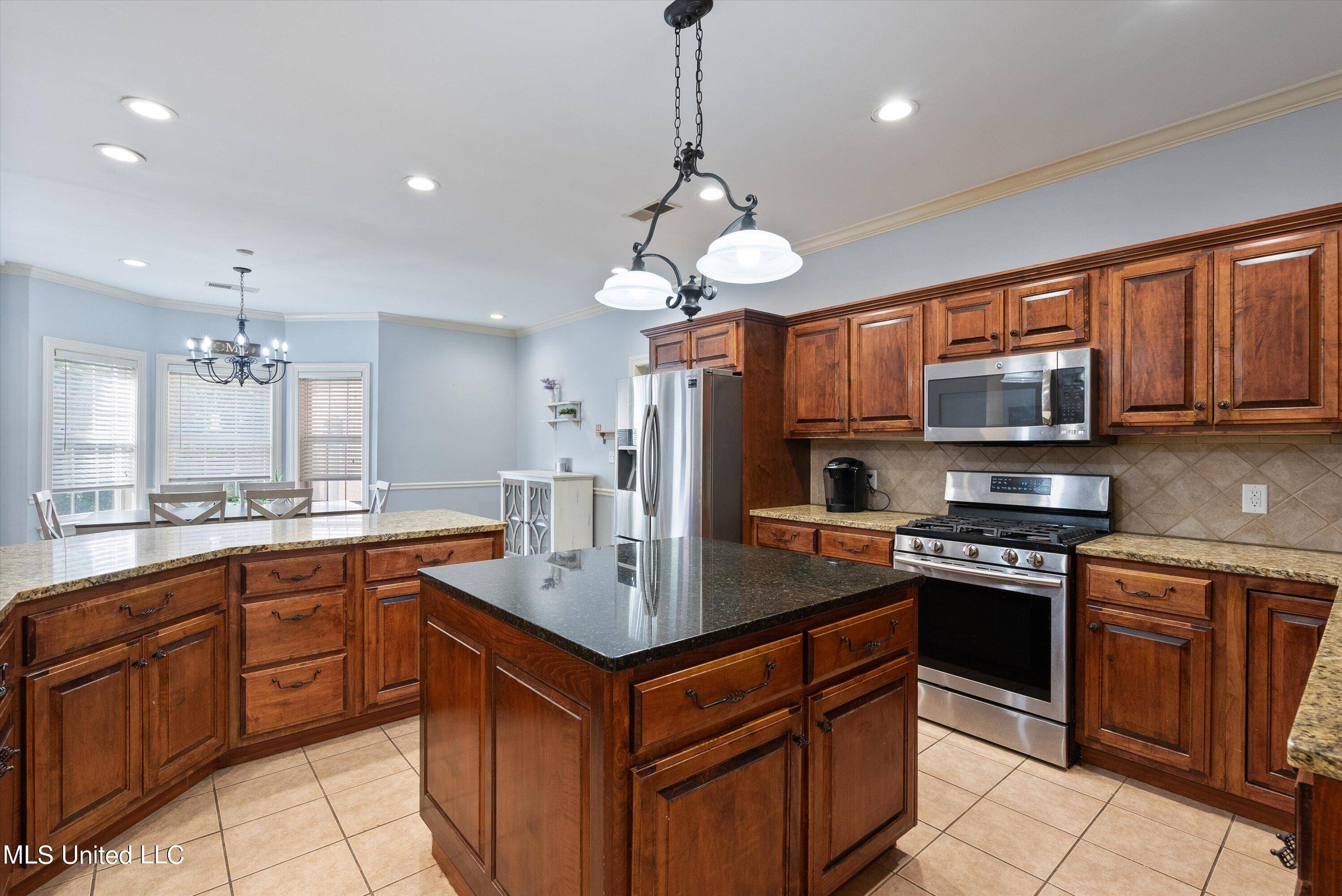Senatobia, MS 38668,3541 J J Ranch Road