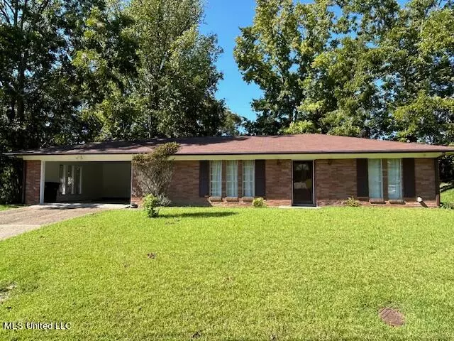 110 Sunset Avenue, Vicksburg, MS 39180