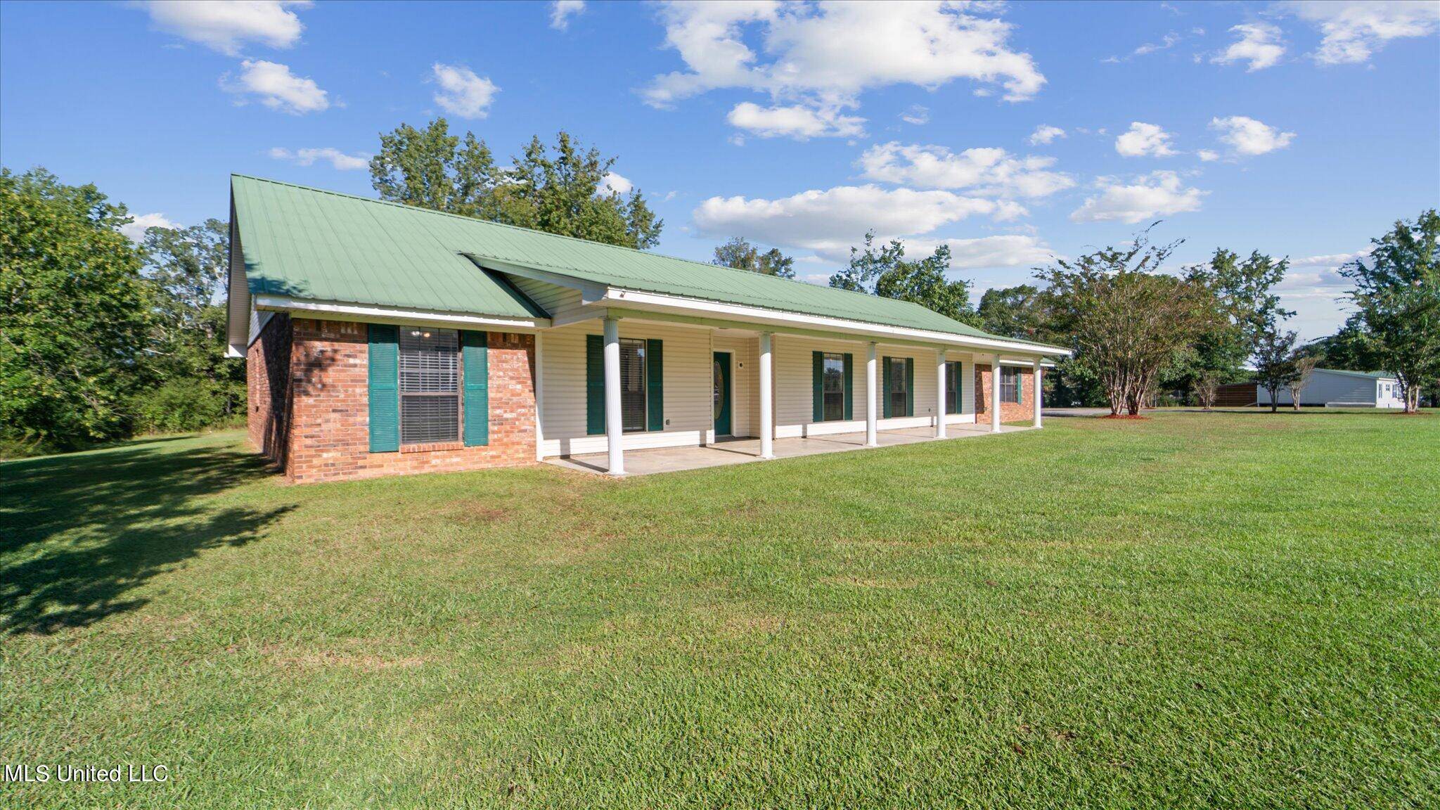 Forest, MS 39074,3306 Hwy 21