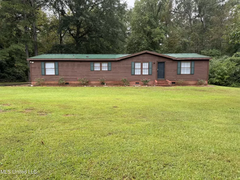 127 Hunters Circle, Mendenhall, MS 39114