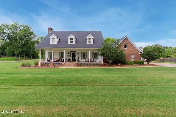 105 Third Street, Flora, MS 39071