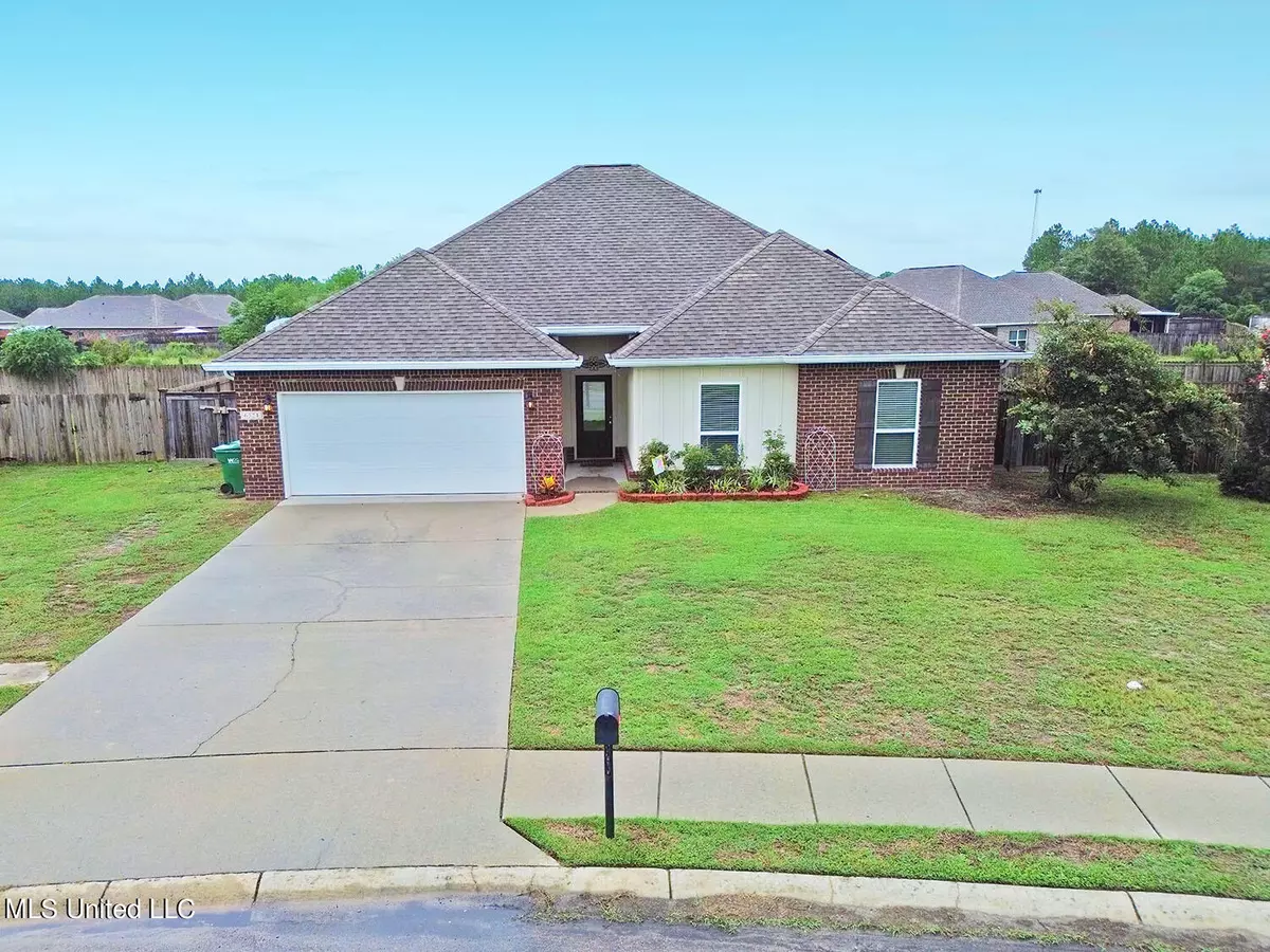 Ocean Springs, MS 39564,6524 Sugarcane Circle