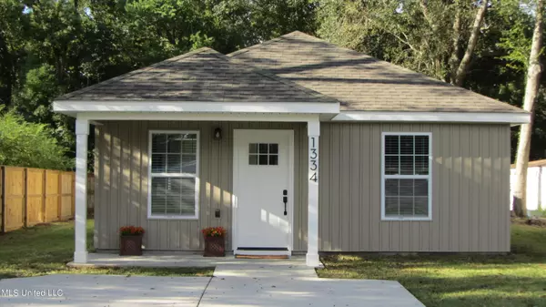 1334 E Railroad Street, Gulfport, MS 39501