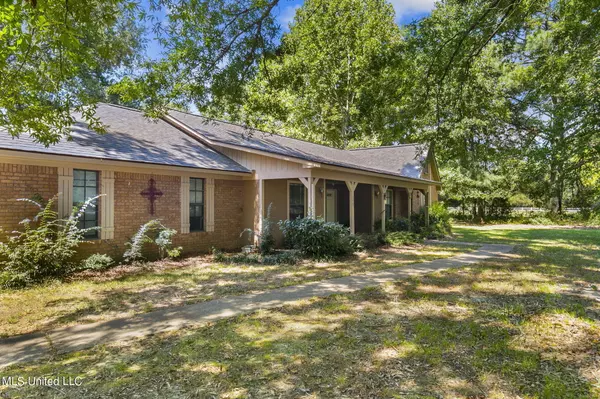 Brandon, MS 39047,152 Lakeview Road