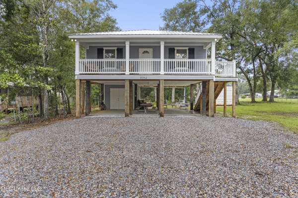 6084 Red Bud Drive,  Kiln,  MS 39556