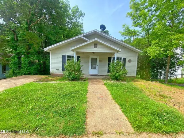 405 E Jefferson Street, Kosciusko, MS 39090