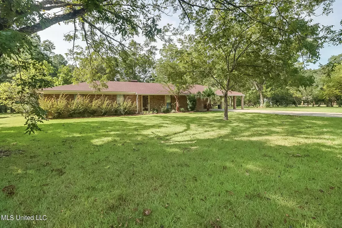 Escatawpa, MS 39552,4008 Sentinel Drive