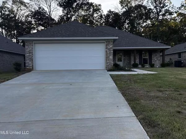 714 Tower Ridge Cove, Pearl, MS 39208