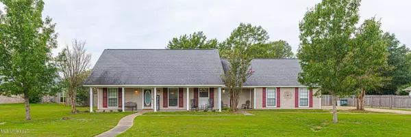 2835 Burma Drive, Pearl, MS 39208