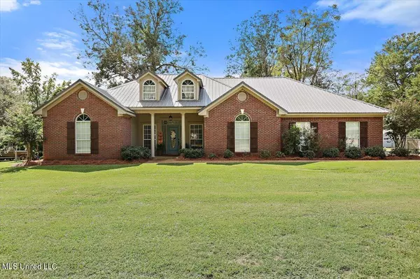 504 Heslep Street,  Pelahatchie,  MS 39145