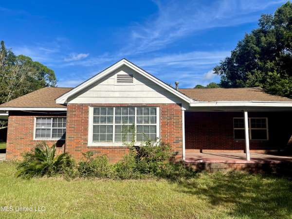 3008 Papania Lane, Gulfport, MS 39501