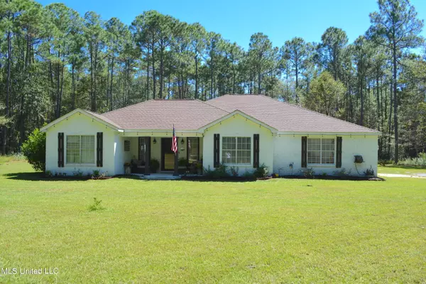 8608 Seaman Road, Ocean Springs, MS 39565