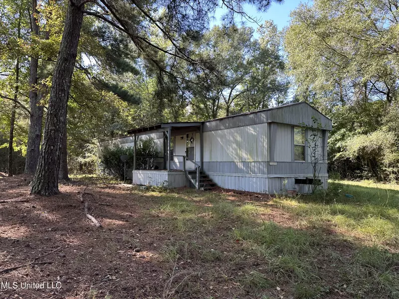 5121 Highway 49, Mount Olive, MS 39119