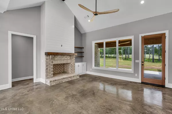 Brandon, MS 39042,106 Ole Magnolia Drive