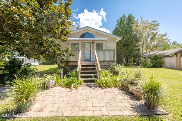 Ocean Springs, MS 39564,256 Holcomb Boulevard