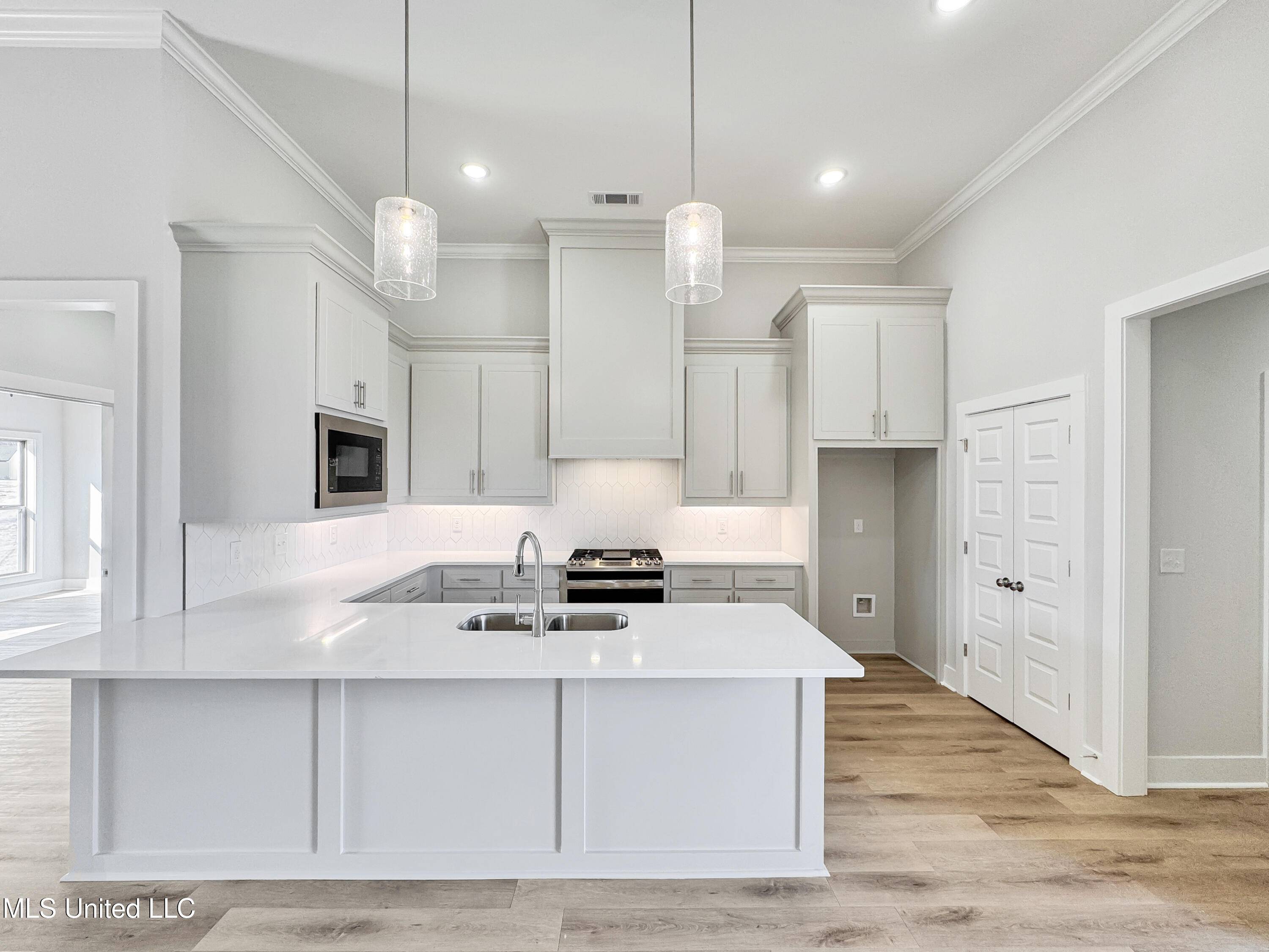 Flowood, MS 39232,1016 Kensington Drive