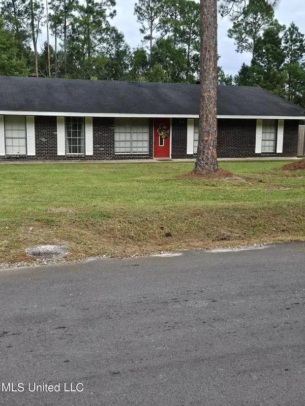 9004 Franklin Creek Road, Moss Point, MS 39562