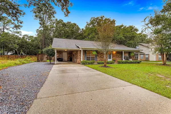 Ocean Springs, MS 39564,1605 S 7th Street