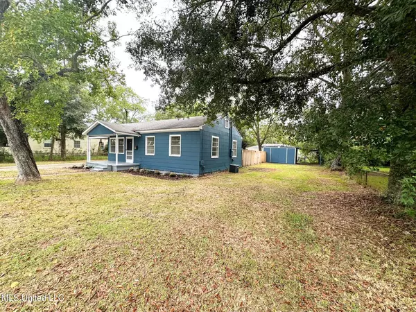 Pascagoula, MS 39581,2306 Eden Street