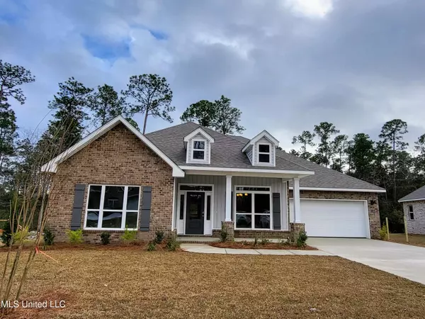 11535 Osage Loop, Ocean Springs, MS 39564