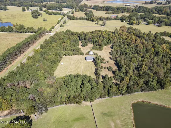 Flora, MS 39071,302 Cedar Hill Road