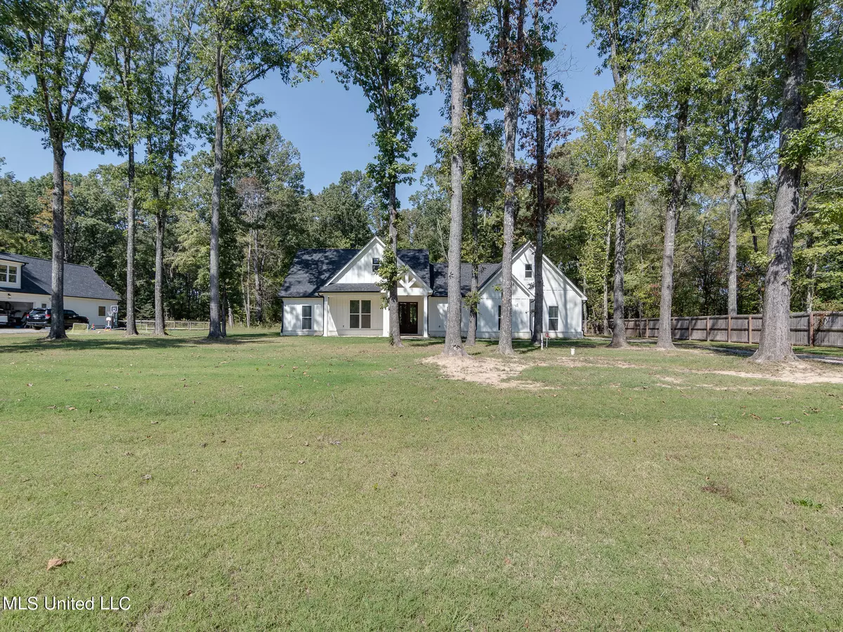 Byhalia, MS 38611,263 Dry Field Road