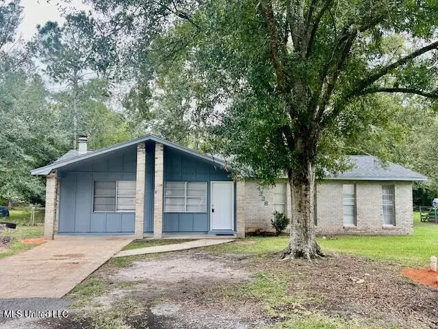 4228 Knowles Avenue, Moss Point, MS 39562