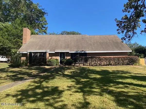 410 Trailwood Drive, Clinton, MS 39056