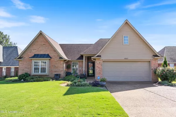 9597 S Meade Circle, Olive Branch, MS 38654