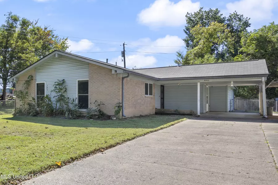 8011 W Southaven Circle, Southaven, MS 38671