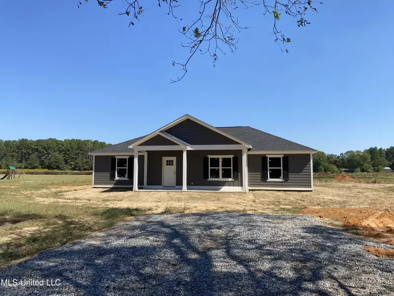 237 Sally Parker Road, Lucedale, MS 39452